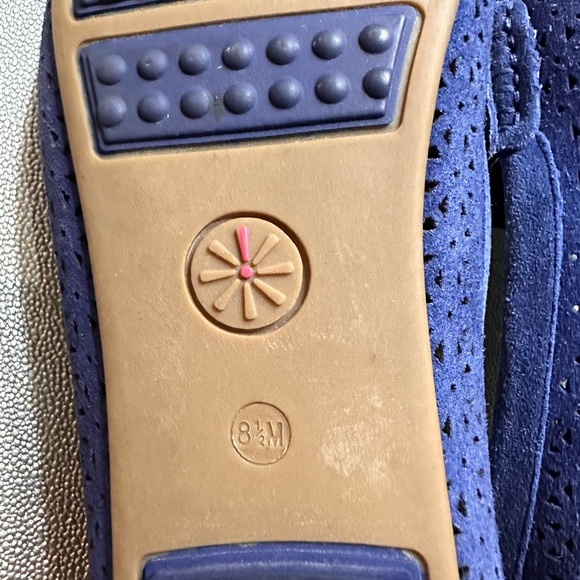 Issac Mizrahi Loafers - Picture 3 of 4